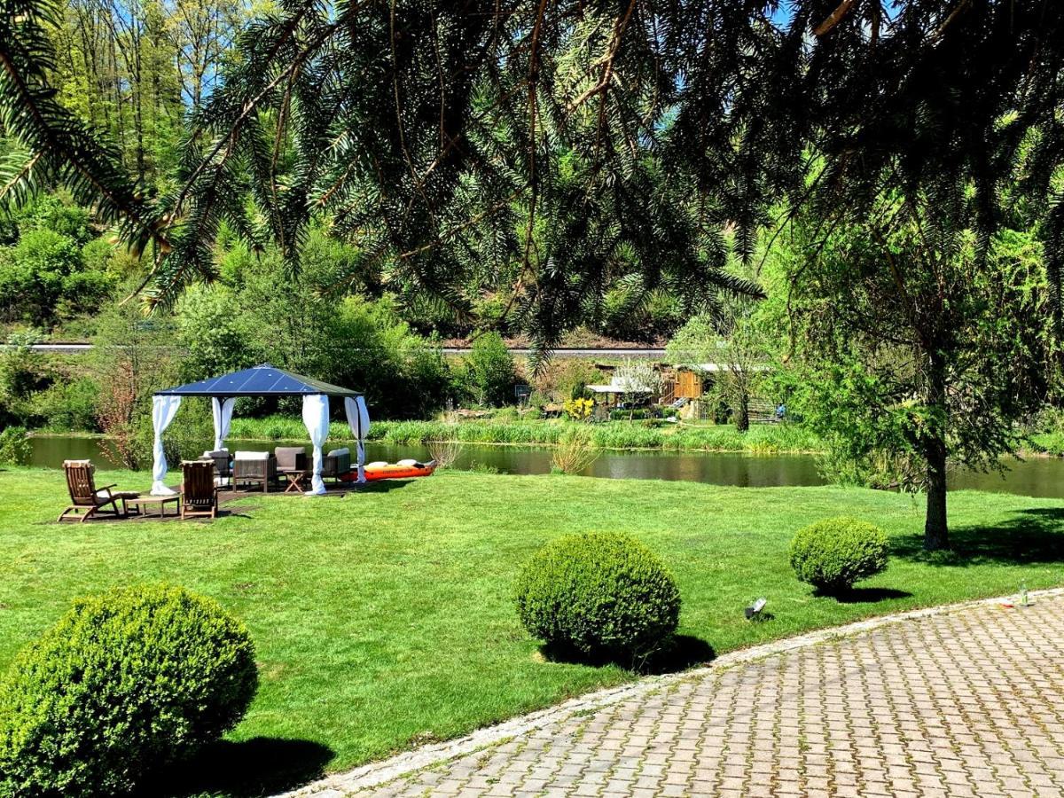 Apartment Direkt An Der Waldnaab Neustadt an der Waldnaab Exterior foto